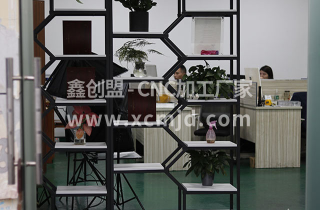 大家为何选择五轴CNC加工中心，有哪些优势？
